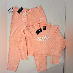 Nike Women’s Cropped Washed Neon Peach Sweatshirt and Joggers Set